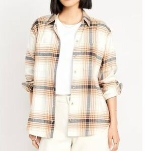 Old Navy Boyfriend Shirt Button Down Women’s Sz L Flannel Beige Cream Plaid